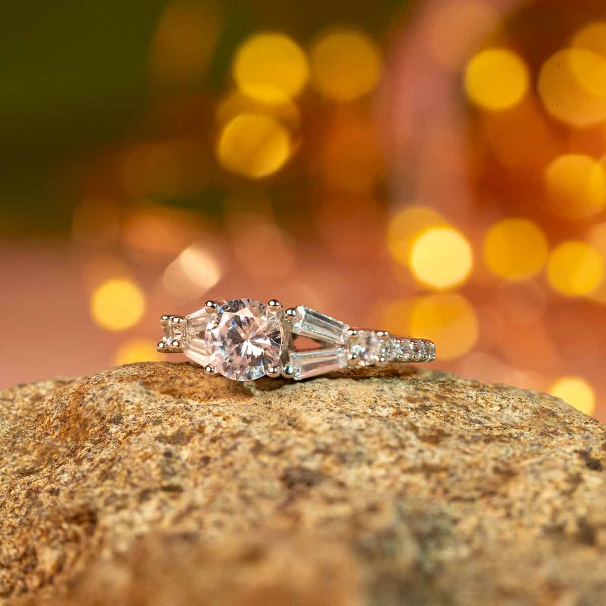 Anvi Finger Ring