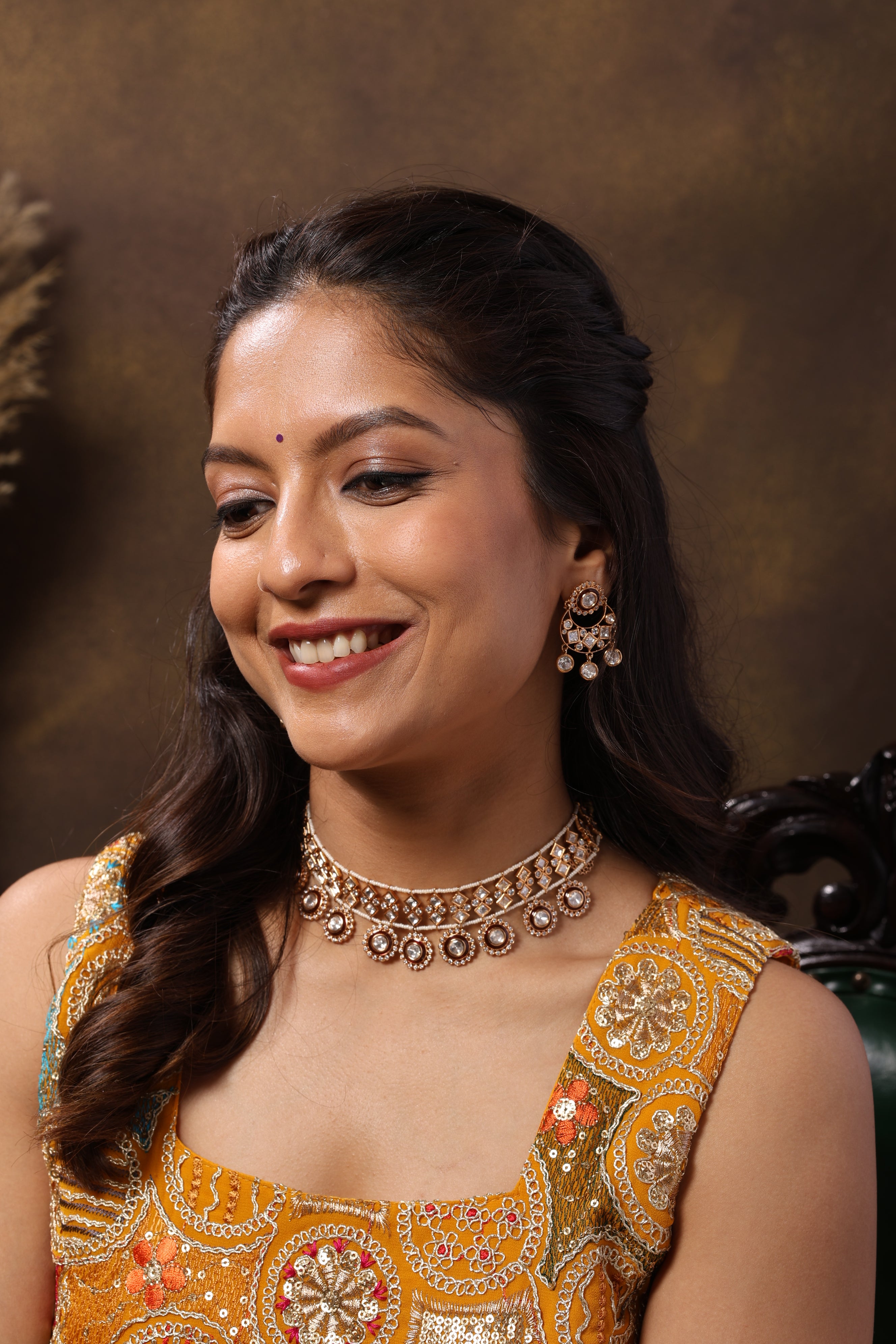 Kundan Choker Set with Intricate Detailing