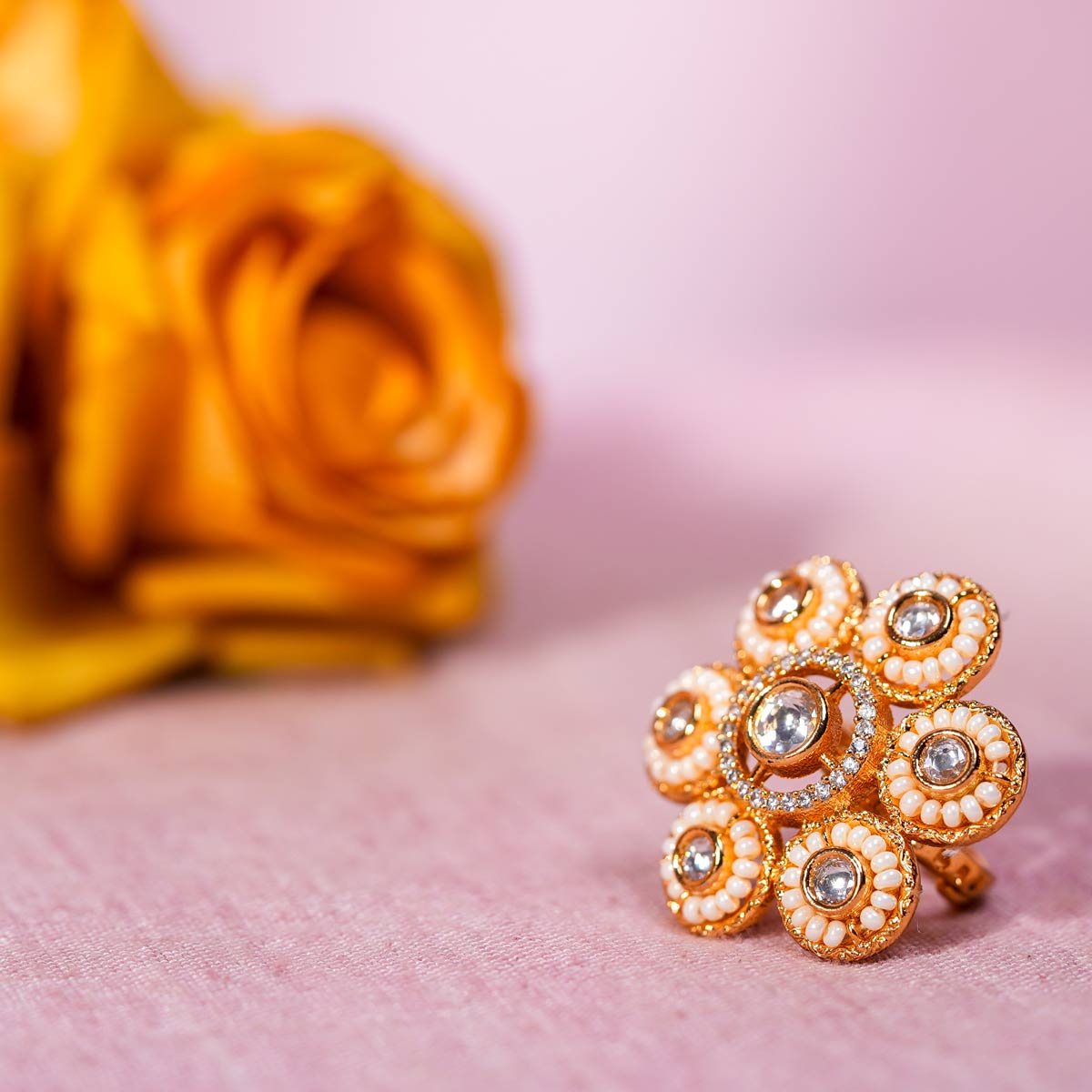 Kundan Moti Wala Phool Ring