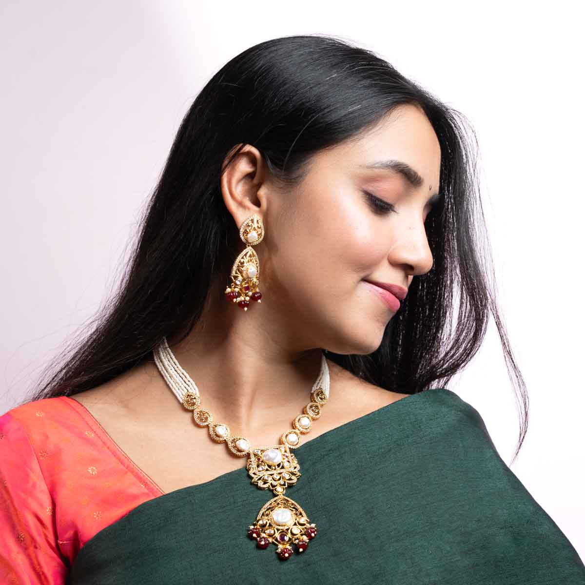 Royal Pearl Charm Necklace Set