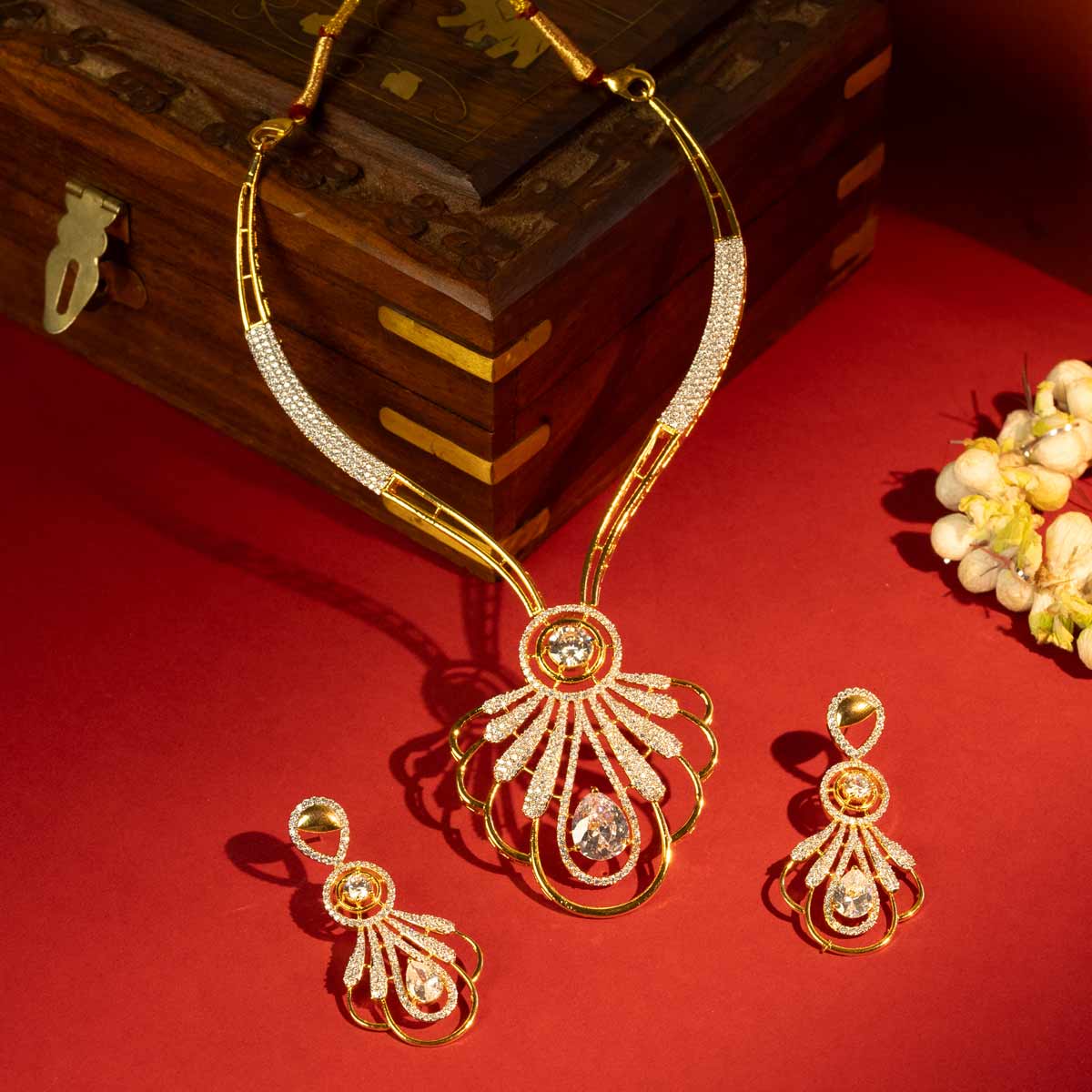 Shanaya Crystal Necklace Set
