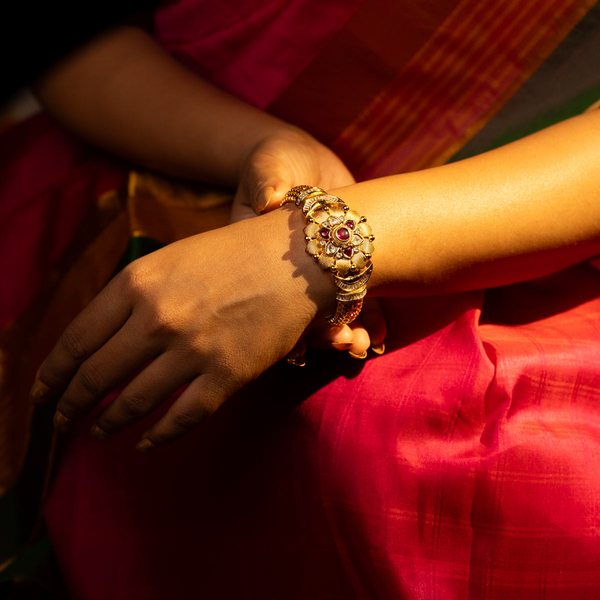 Surya Lotus Kada