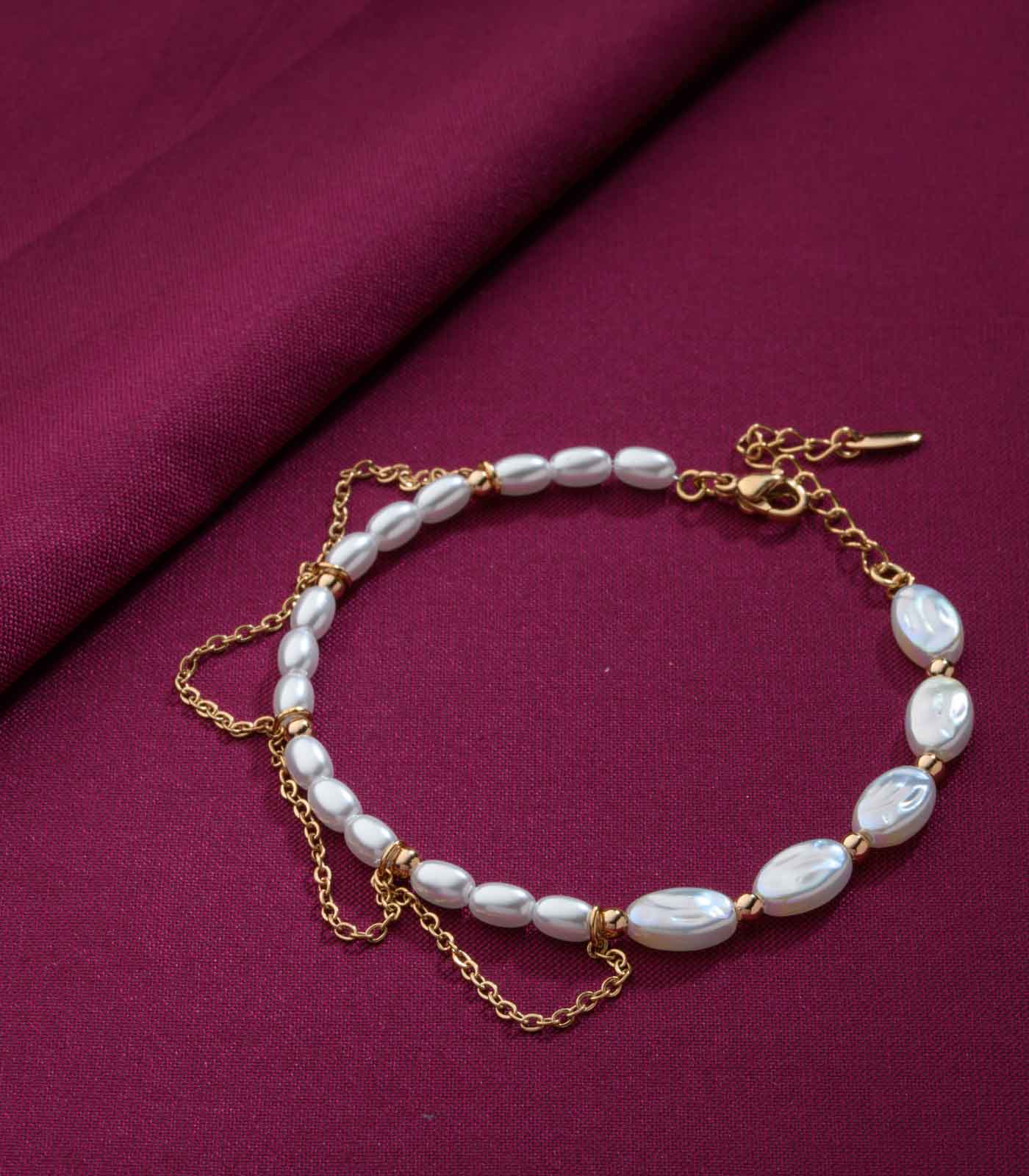 Elegant Pearl Bracelet
