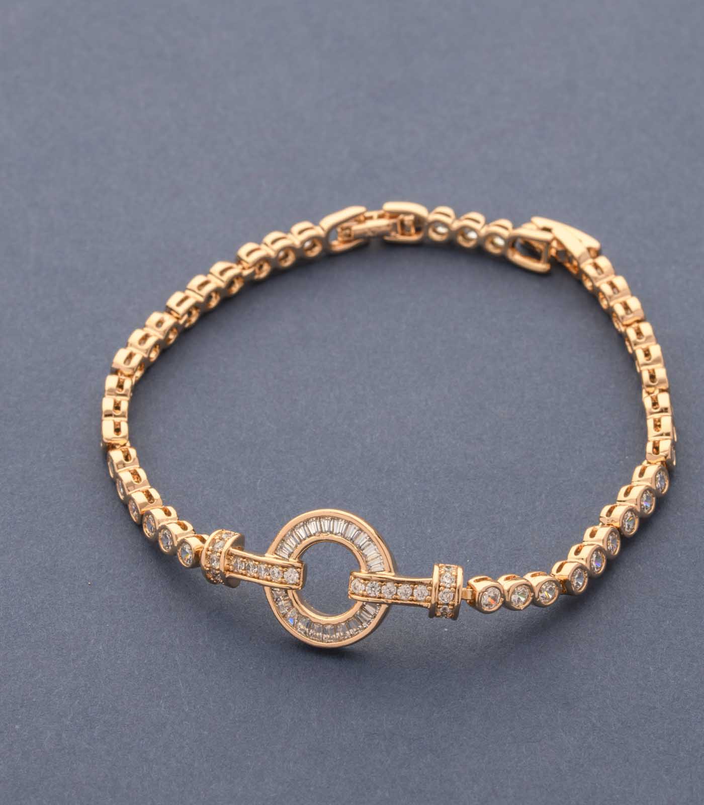 Exquisite Golden Color Circle Bracelet