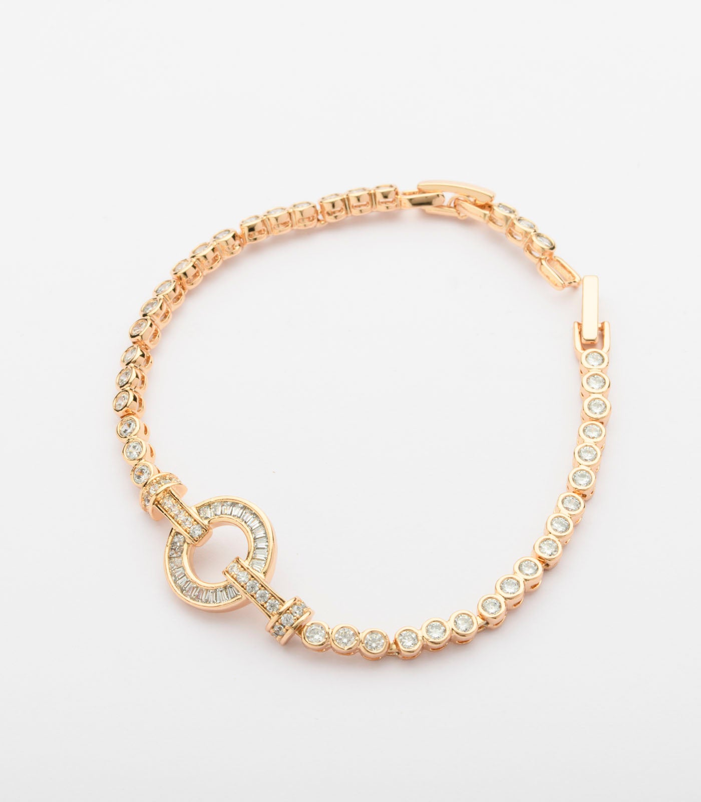 Exquisite Golden Color Circle Bracelet