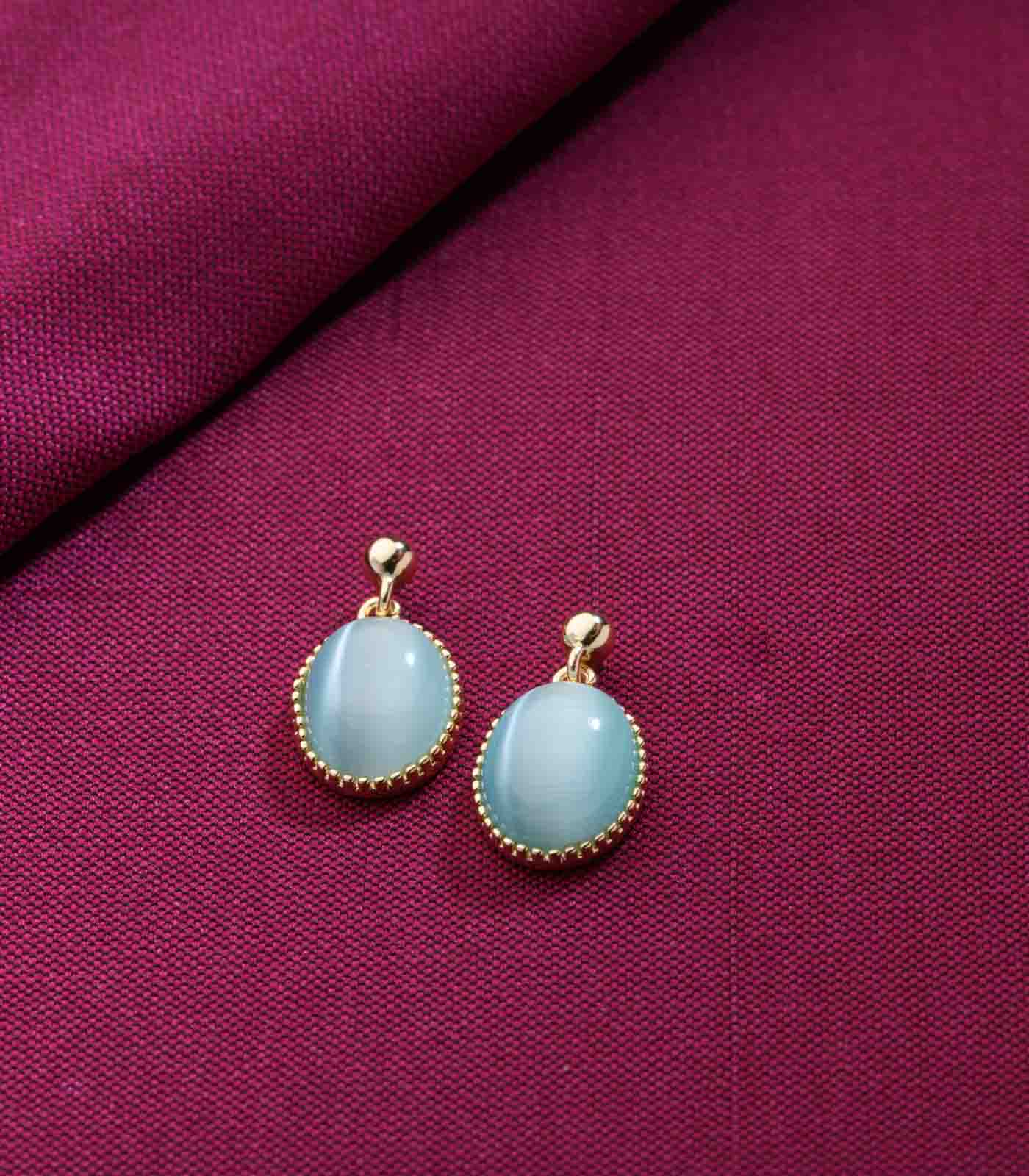 Dangling Drop Earrings