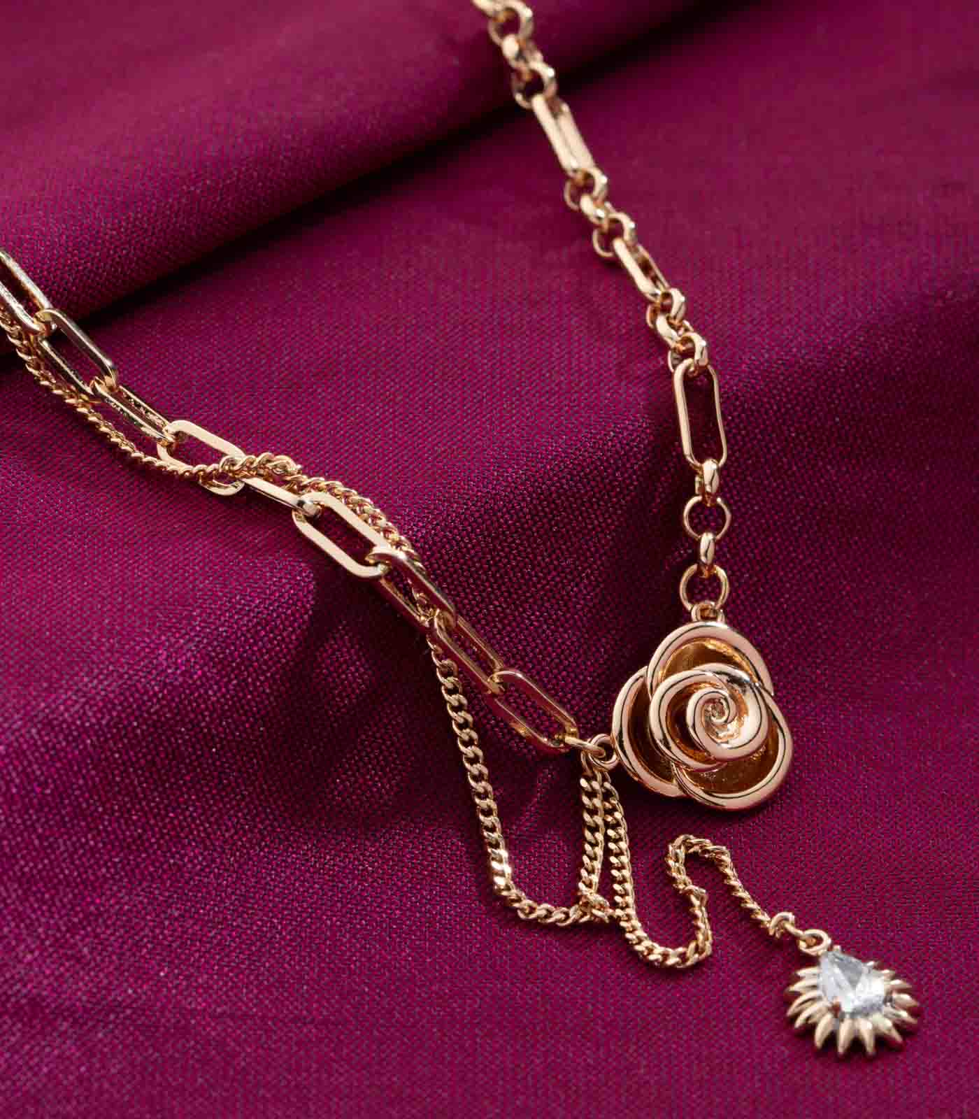 Roselet Necklace