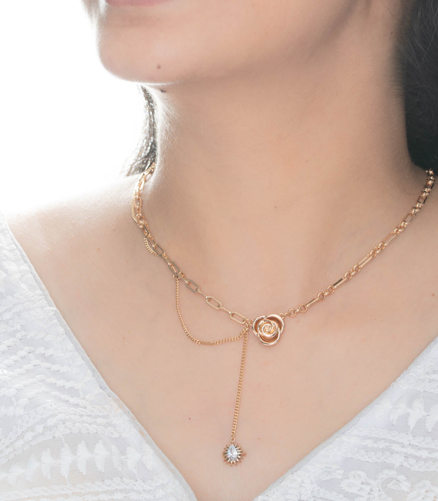 Roselet Necklace