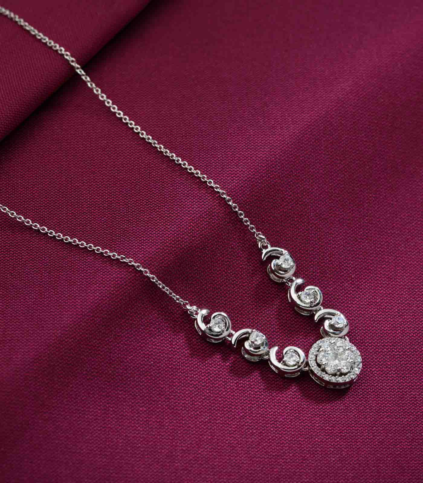 Stylish Circular Pendant Necklace