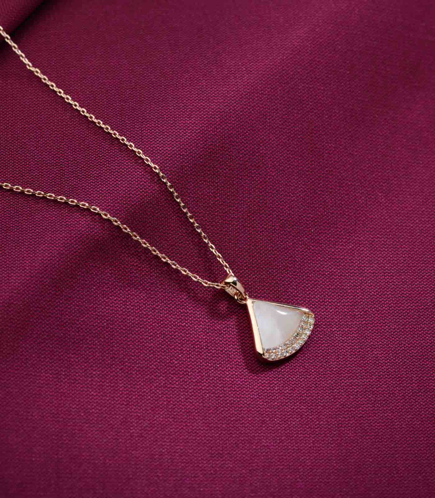 Ivory Glow Pendant - Saadhgi Collection