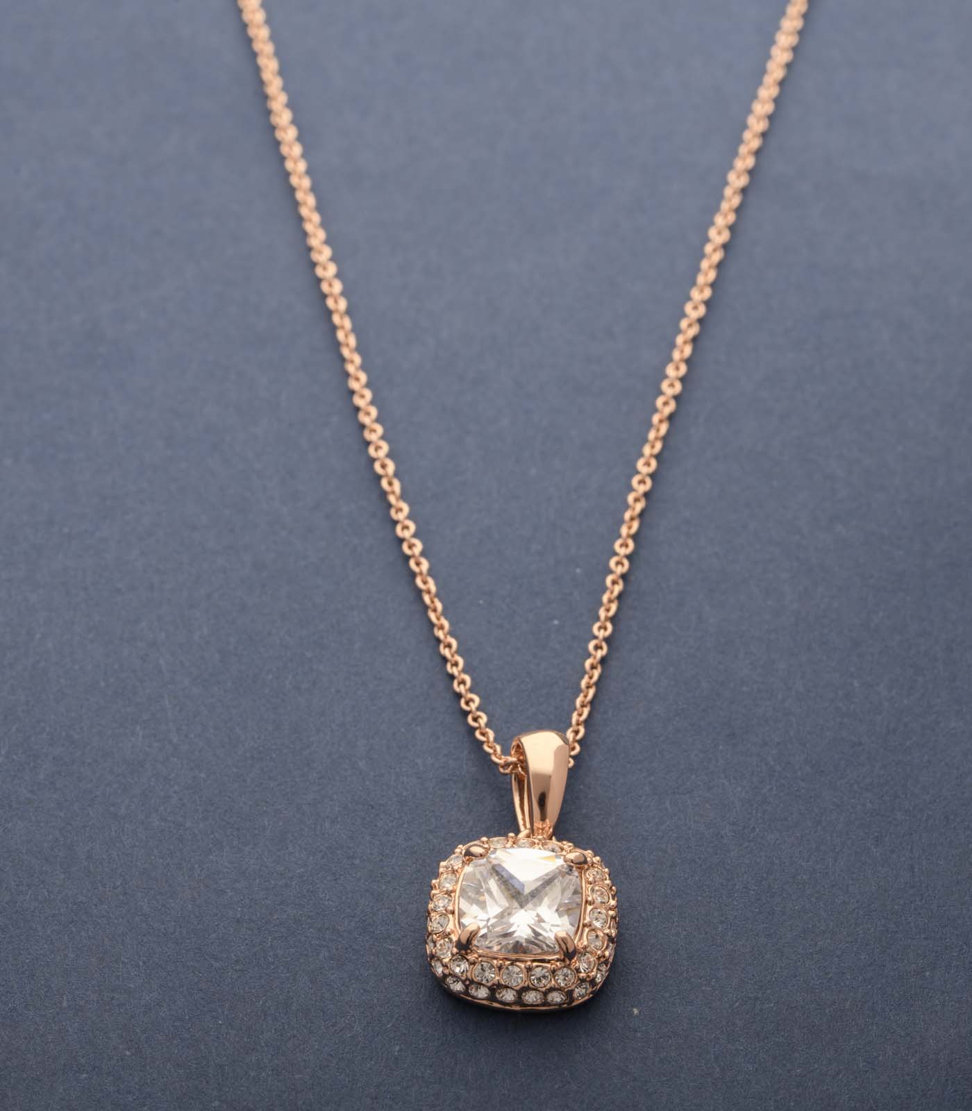 Shining Core Necklace