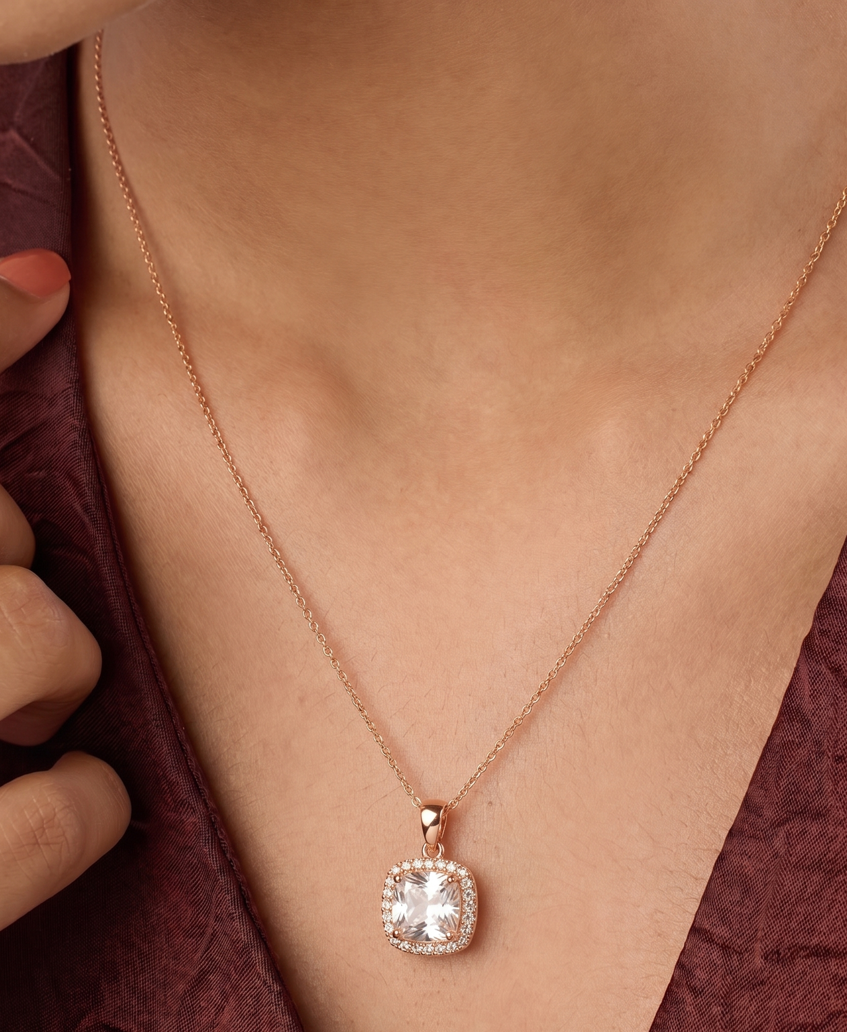 Shining Core Necklace