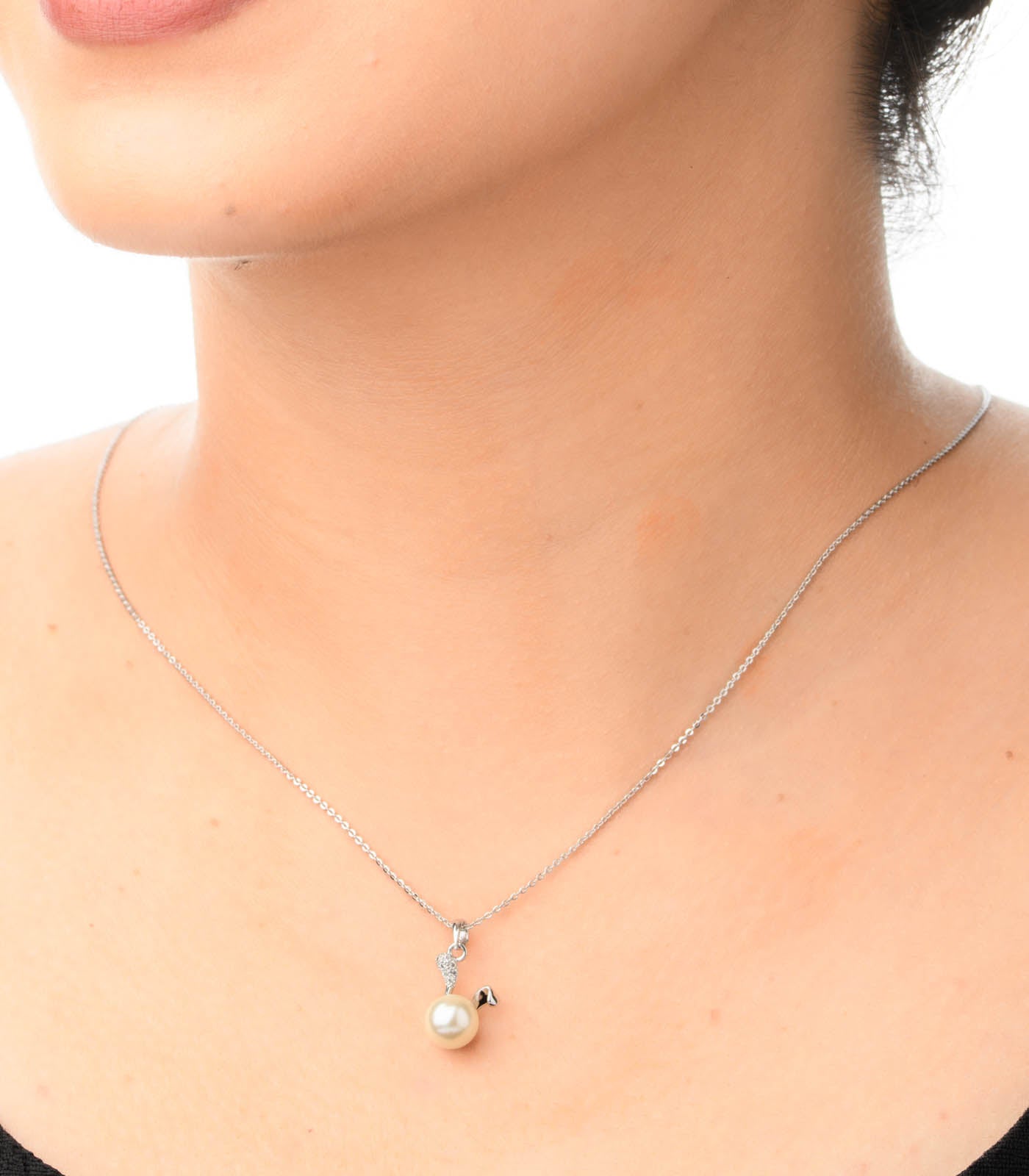 Pearl Bunny Necklace