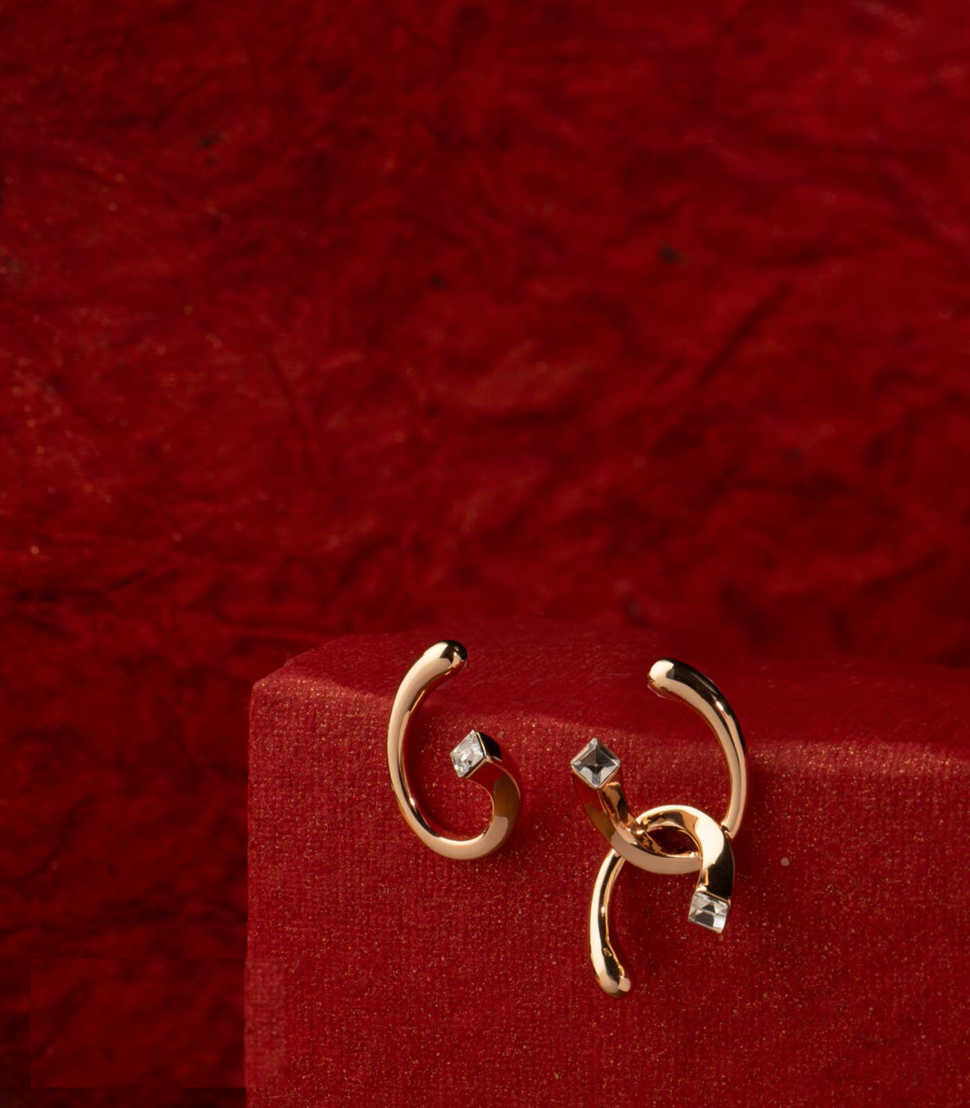 Contemporary Twisted Studs
