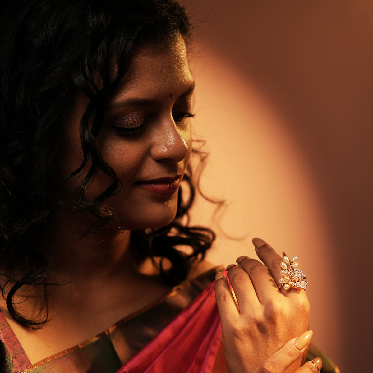 Madhavi Finger Ring