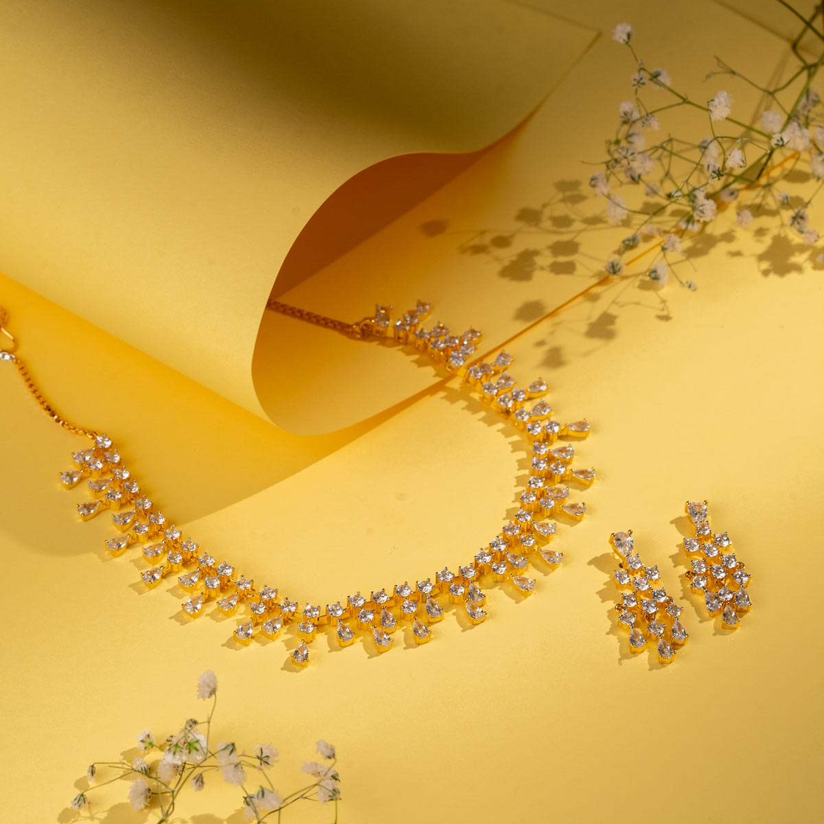 Triangular Cascade Necklace Set