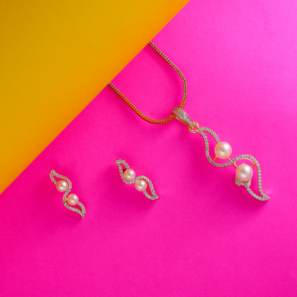 Wave Pearl Pendant Set