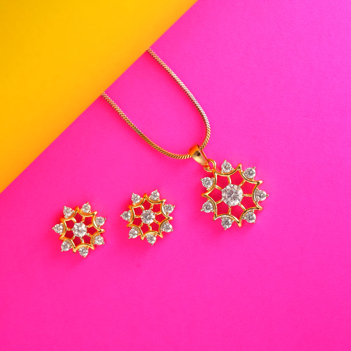 Starburst Charm Pendant Set