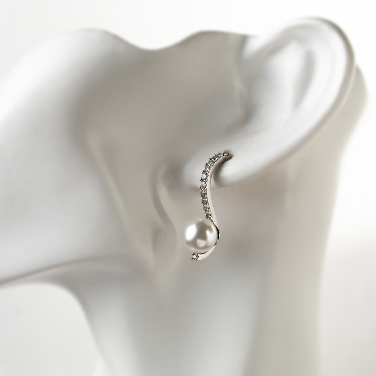 Swan Grace Pearl Drop Earrings