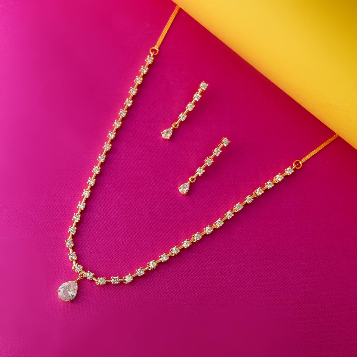 Elegant Chain Necklace Set with CZ Stone