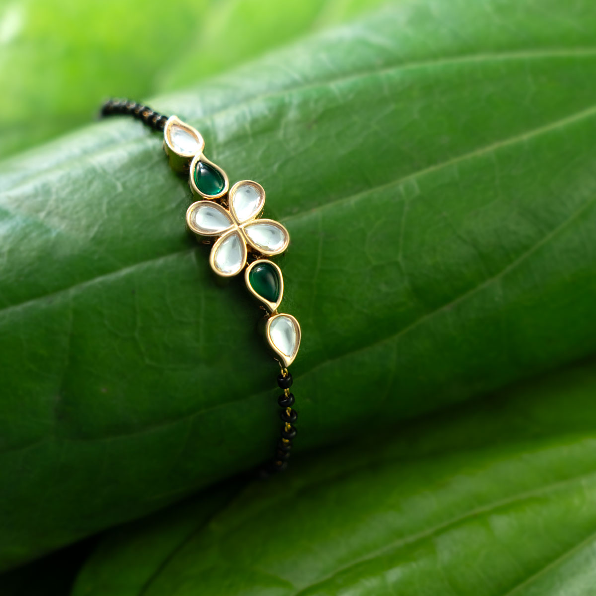 Floral Polki Hand Mangalsutra