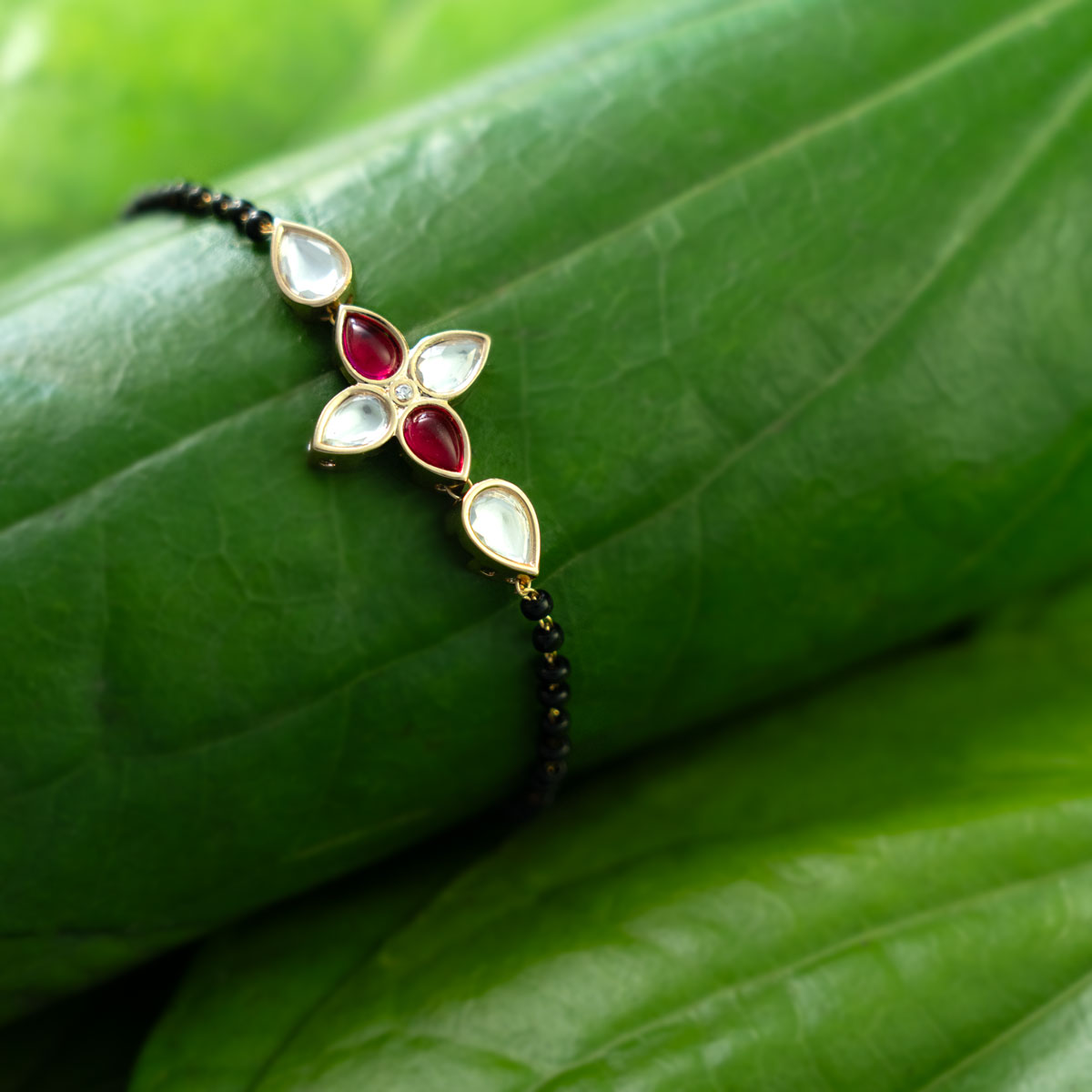 Noorika Phool Hand Mangalsutra