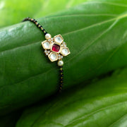 Mehr-e-Gul Hand Mangalsutra