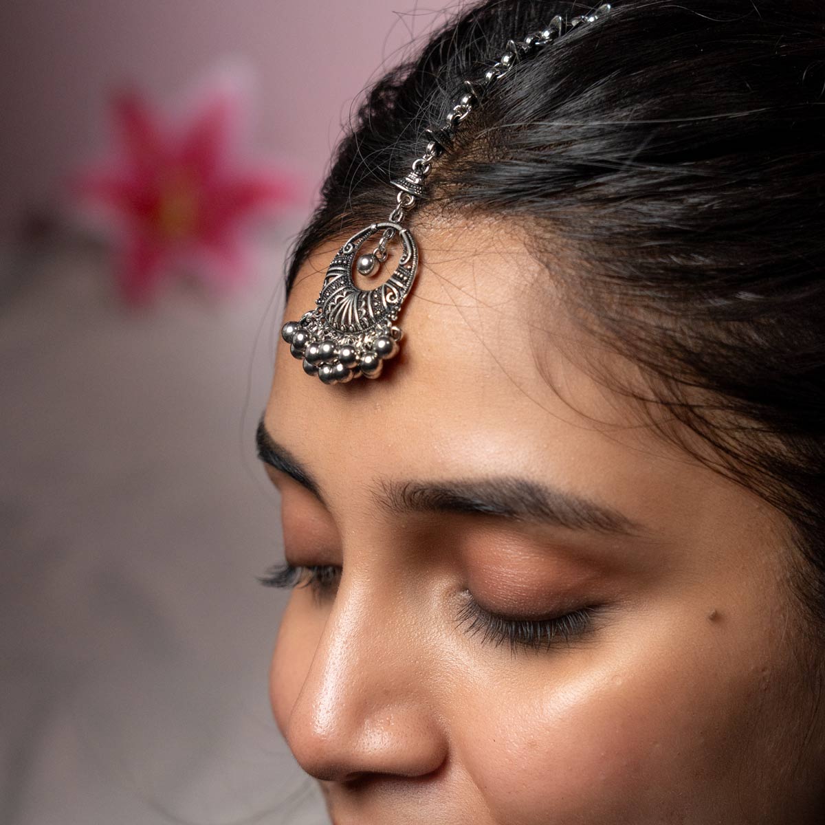 Karishma Mang Tikka