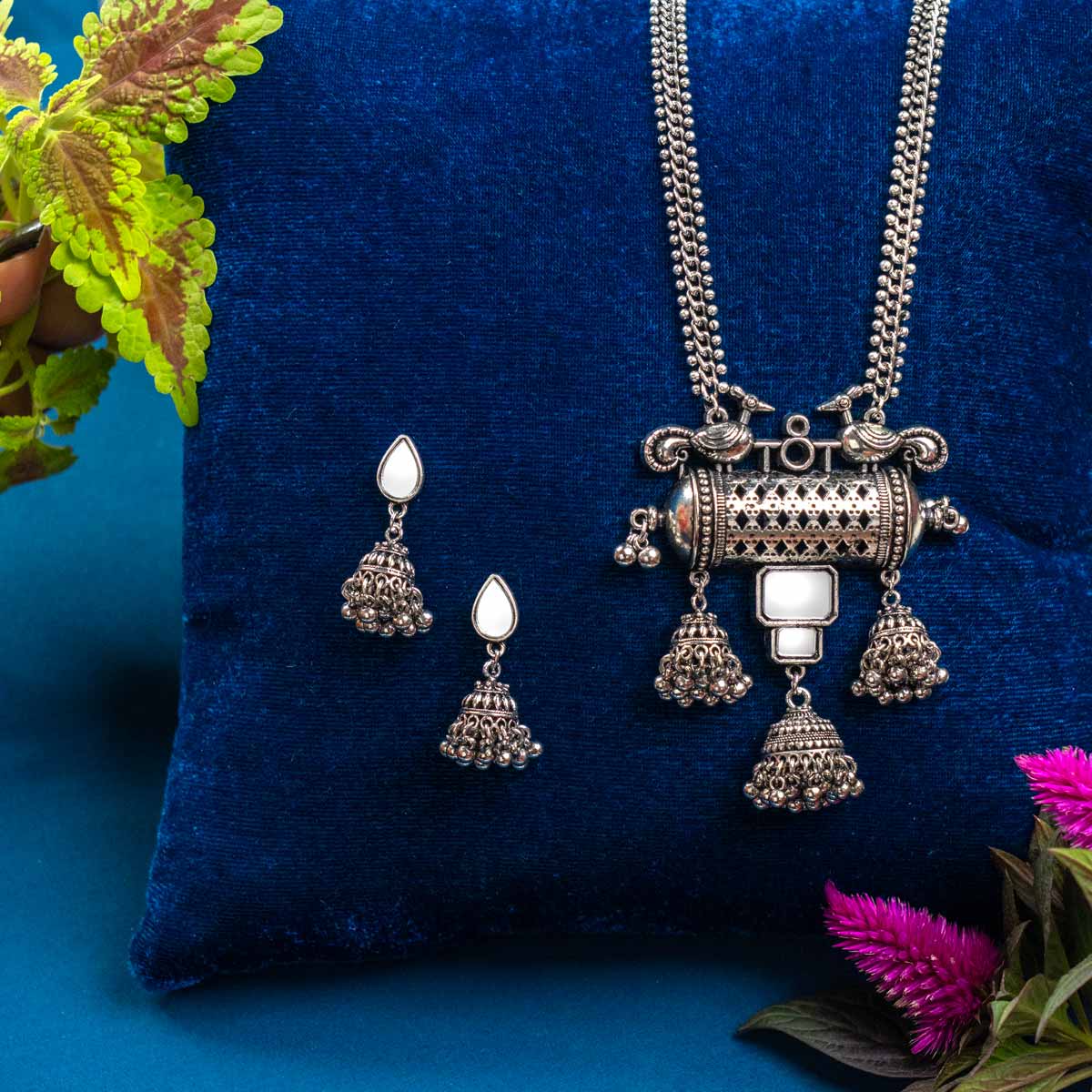 Morani Long Necklace Set