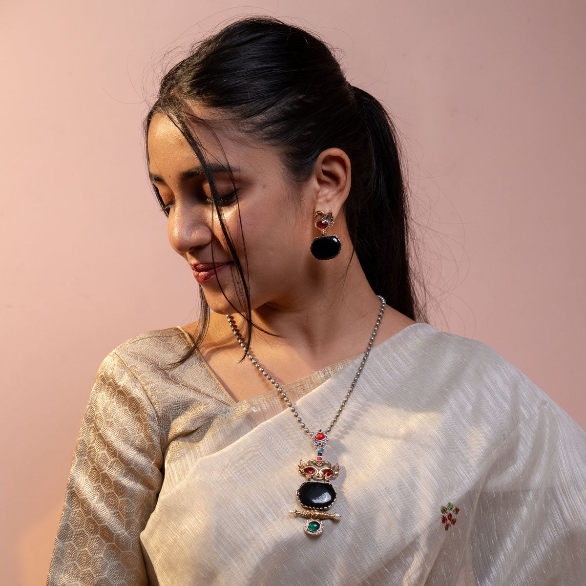 Vanika Semi-Precious Stone Necklace Set