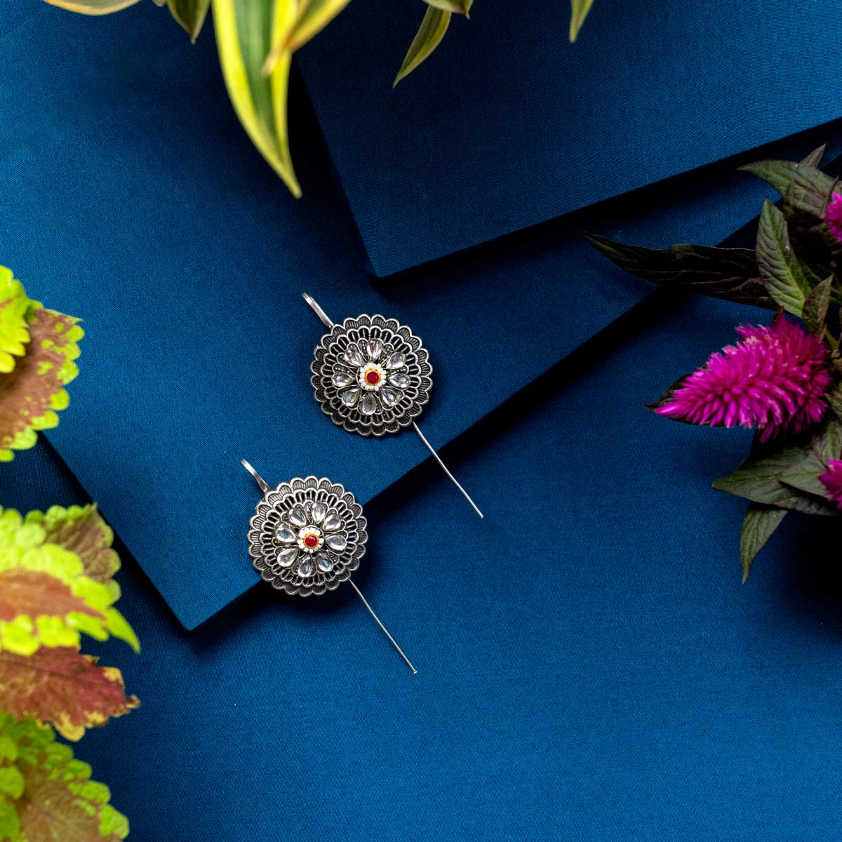Antique Floral Earcuff