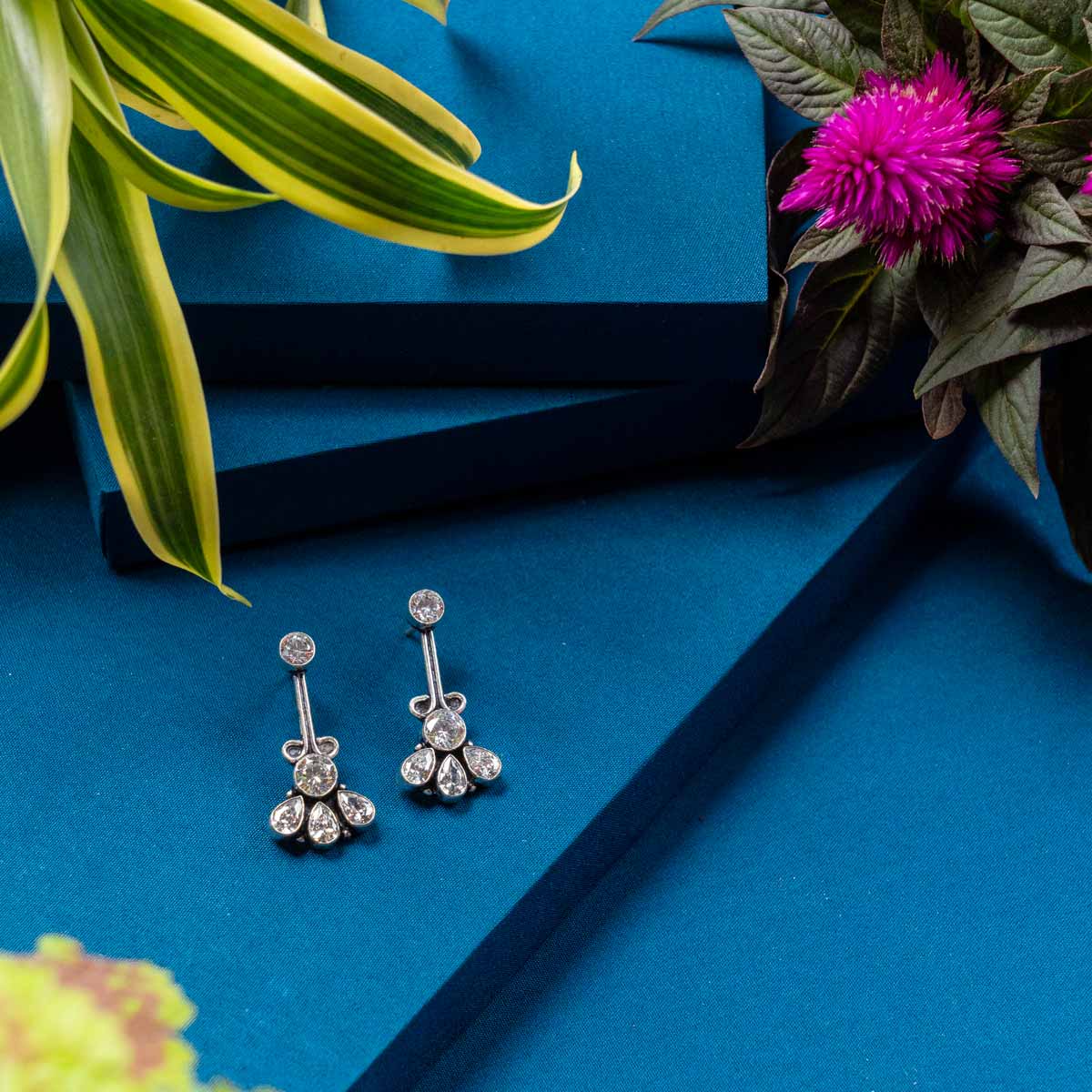 Divyakshi Earrings