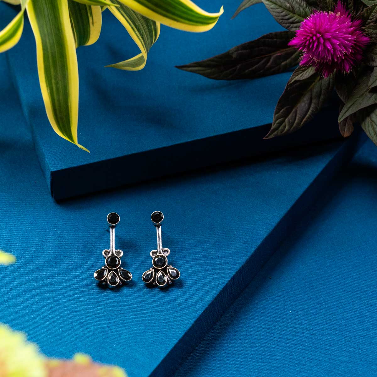Divyakshi Earrings