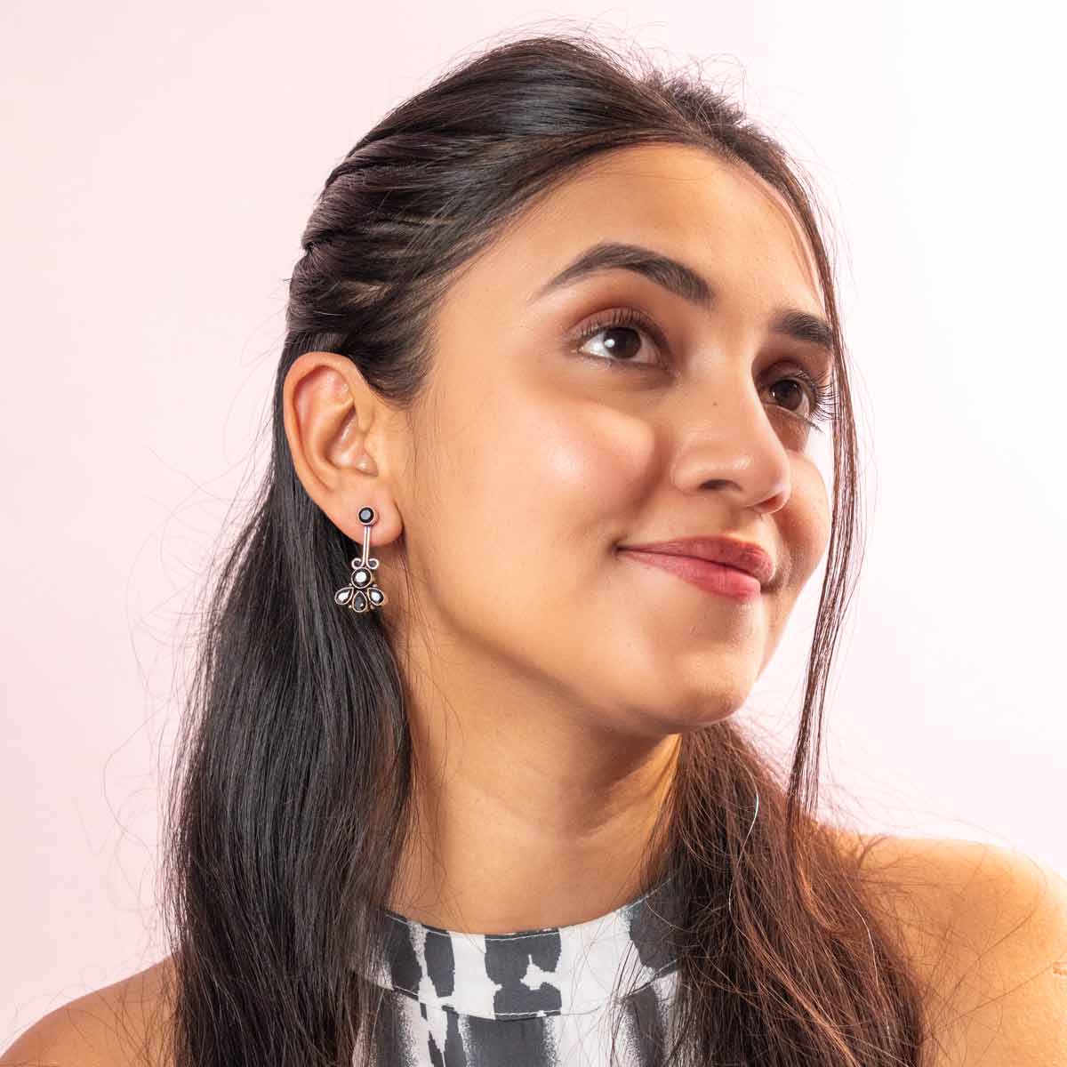 Divyakshi Earrings