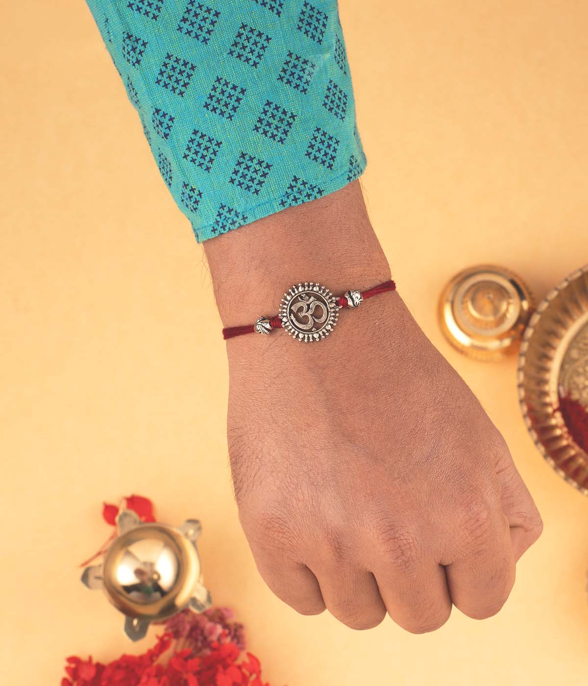 Om Divine Rakhi