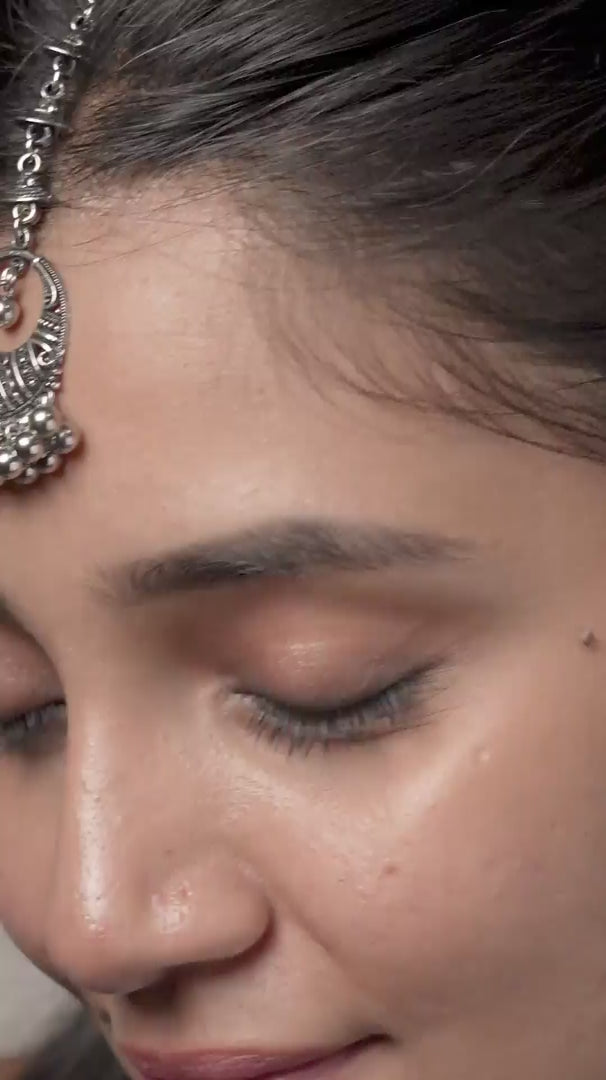 Load video: Karishma Mang Tikka